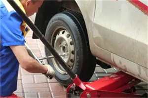 萨尔图附近拖车24小时服务热线电话